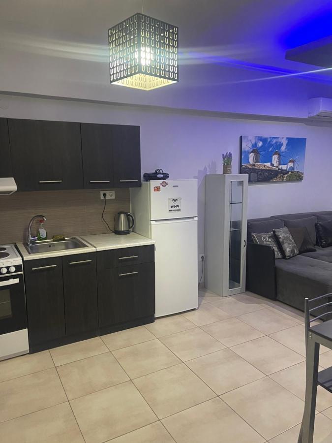 Apartment Dimitris House 4 *